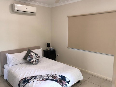 Secure 2 Bed Unit In Gray - Close Palmerston City - Hotels Melbourne 1