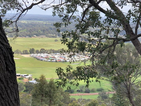 Serpentine Falls Tourist Village - Hotels Melbourne 1