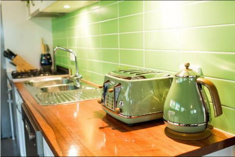 Sinnamons Cottage - Hotels Melbourne 2