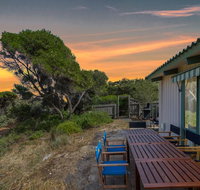 Socks 'n' Sandals - 34 Riverview Drive - Hotels Melbourne