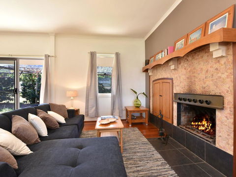 Somerville Wines Farmstay In Broke, Super Cute House On Working Farm. Walk For Miles. - Hotels Melbourne 0