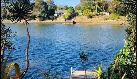 Spacious 2 Bedroom Beach Side Apartment - Close To Shopping Centre With Coles, Health Food Shop, Sushi, Pizza, Cafes, Hairdresse - Hotels Melbourne 0