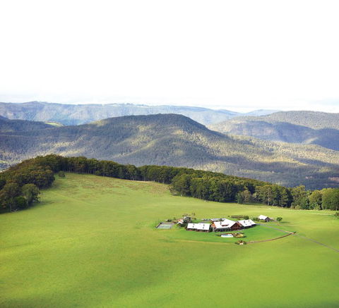 Spicers Peak Lodge - Hotels Melbourne 1