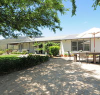 Spring Grove Dairy - Picturesque views - Hotels Melbourne