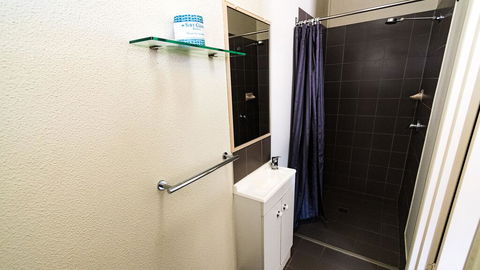 Stay On Sullivan - Hotels Melbourne 1