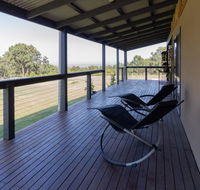 Studio 165 Hidden Gem on 50 acres with bay views - Hotels Melbourne
