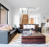 Stunning 3Beds near Knox Shopping CentroWantirna - Hotels Melbourne