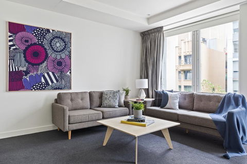 Stunning, Central Huge CBD Pad, Free WiFi, Netflix - Hotels Melbourne 3