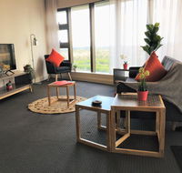 Stylish 2BR with Stunning Views - Sydney Olympic Park - Hotels Melbourne