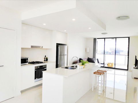Stylish Liverpool 2Bed 2Bath Apartment -Skyline Views! -Masks Provided - Hotels Melbourne 2