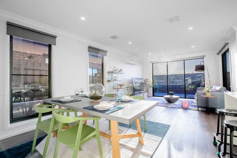 StylishTownhouse@Narre Warren/TrainStation/SC - Hotels Melbourne 3