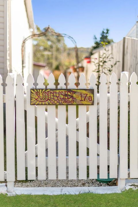 Sunnyside - Hotels Melbourne 3