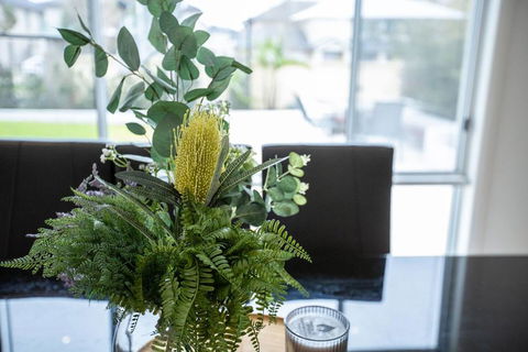 Superb Luxe 5BR House@Point Cook Near Lake - Hotels Melbourne 2