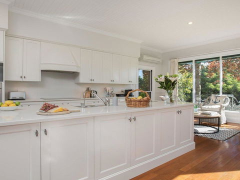 Sutton Downs - Renovated Country Home On 100 Acres - Hotels Melbourne 2