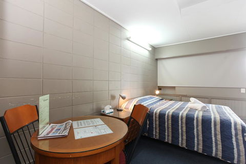 Tandara Hotel Motel - Hotels Melbourne 1