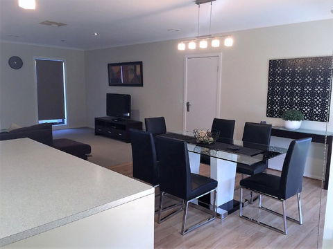 Tempo Place - Mulwala - Hotels Melbourne 3