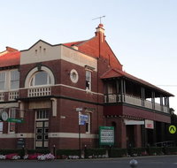 The Bank BB West Wyalong - Hotels Melbourne