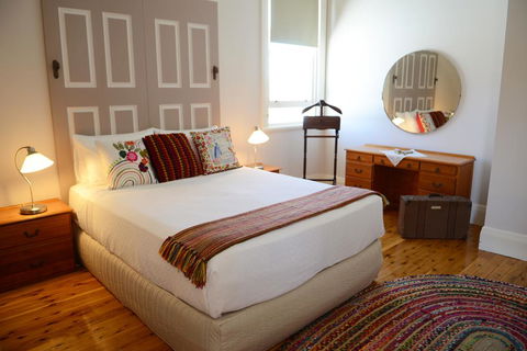 The Bank B&B West Wyalong - Hotels Melbourne 1