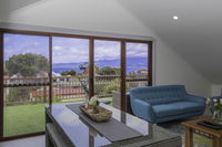 Book South Arm Accommodation Vacations Hotels Melbourne Hotels Melbourne