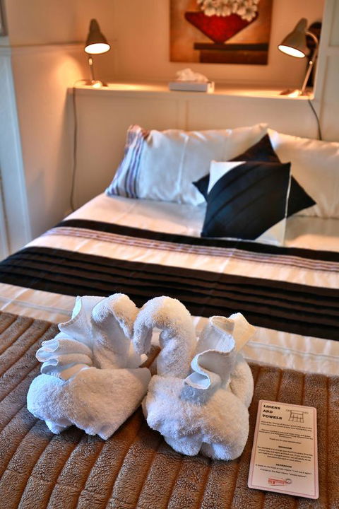 Stamps Of Stanley - Hotels Melbourne 7