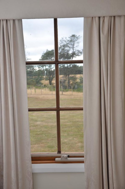 Buttons Cottage For Canyon & Rain Forest Walks With In House Dining - Hotels Melbourne 21