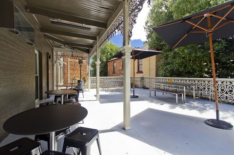 Deloraine Hotel - Hotels Melbourne 28