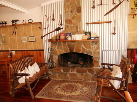 Mountain View Country Inn - Hotels Melbourne 5