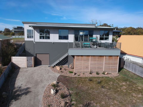 GRANITE BEACH HOUSE @ Bay Of Fires - Hotels Melbourne 1
