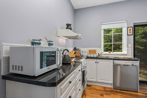 Gatehouse On Stoke - Hotels Melbourne 32