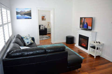 Lyttleton Cottage - Hotels Melbourne 1