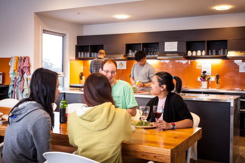 The Island Accommodation - Hotels Melbourne 11