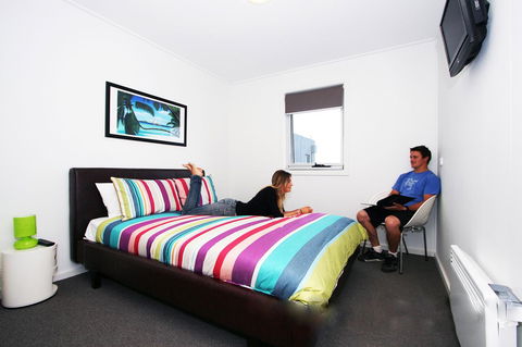 The Island Accommodation - Hotels Melbourne 9