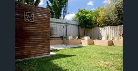 Flora Hill Creek Views - Hotels Melbourne 17