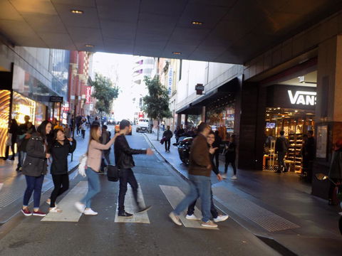 Europa Melbourne - Hotels Melbourne 21