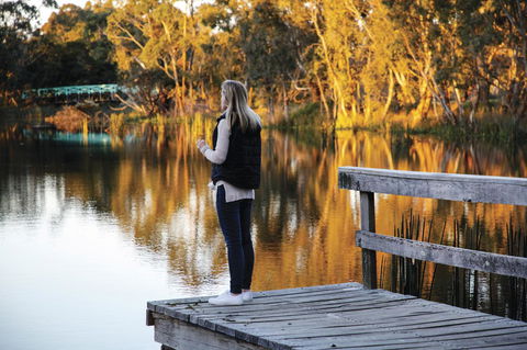 Dunkeld Studio Accommodation - Hotels Melbourne 16