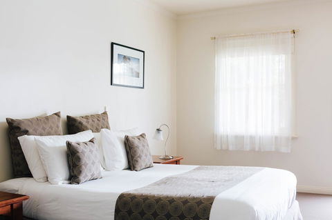 Dunkeld Studio Accommodation - Hotels Melbourne 6