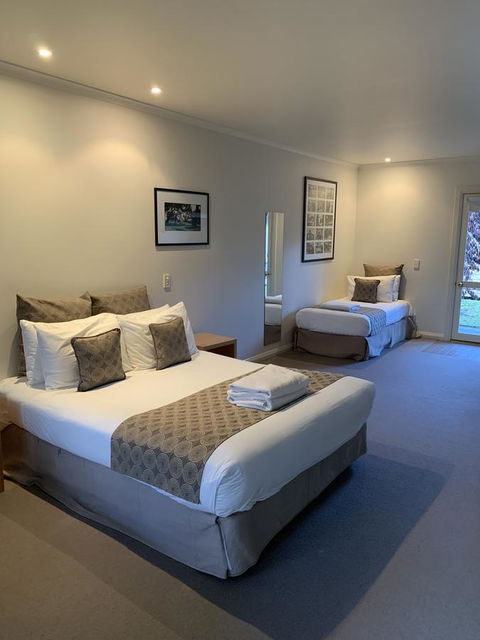 Dunkeld Studio Accommodation - Hotels Melbourne 8