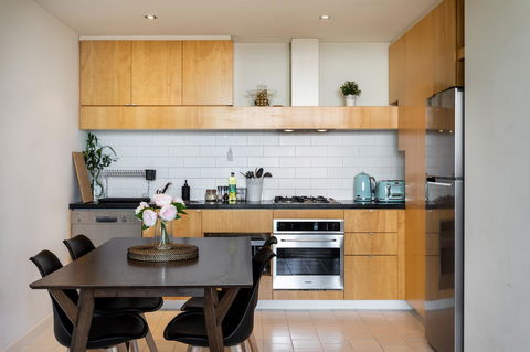 La Maison - Great View, Free Parking, Pool, Gym, Perfectly Located 2BR Apartment - Hotels Melbourne 14