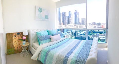 La Maison - Great View, Free Parking, Pool, Gym, Perfectly Located 2BR Apartment - Hotels Melbourne 3