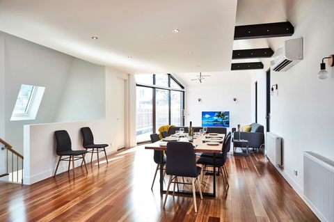 Richmond Â· 3 Level Architecturally Designed Richmond House - Hotels Melbourne 3