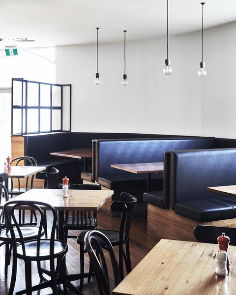 Plough Hotel - Hotels Melbourne 13