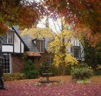 Merrimeet Cottages - Hotels Melbourne
