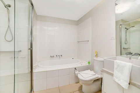 Signature Waterfront Apartments - Hotels Melbourne 14