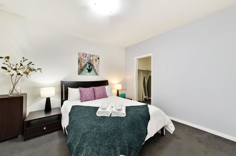 Signature Waterfront Apartments - Hotels Melbourne 2