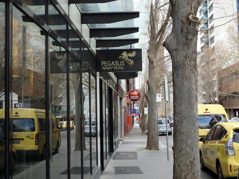 Pegasus Apart-Hotel - Hotels Melbourne 12