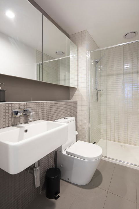 AH Accommodation@ Spencer - Hotels Melbourne 15