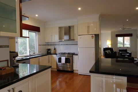 Lithgow Falls Marysville - Hotels Melbourne 2