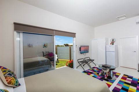 Cottages For Couples - Hotels Melbourne 3