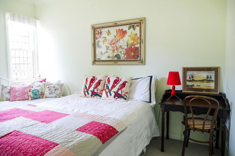 Miss Pym's Cottage - Hotels Melbourne 23