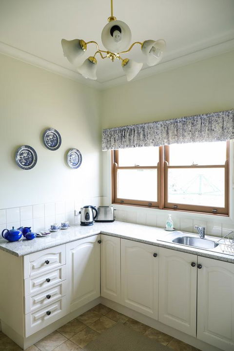 Miss Pym's Cottage - Hotels Melbourne 27